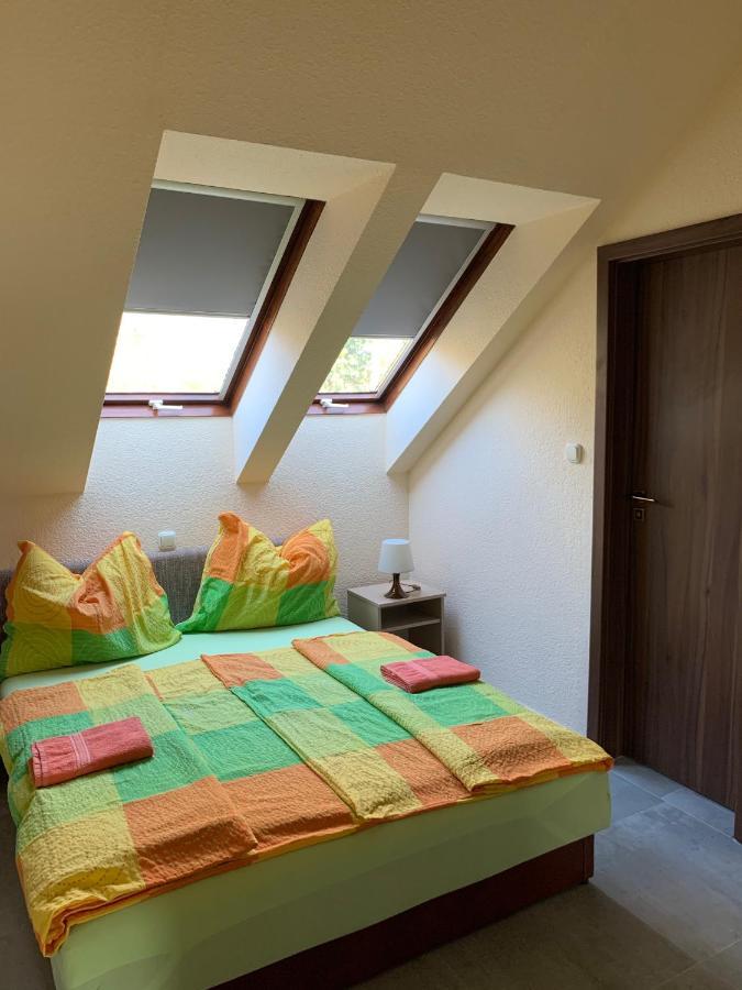 Balaton Kinizsi Apartman Siofok Exterior photo