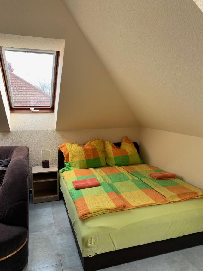 Balaton Kinizsi Apartman Siofok Exterior photo