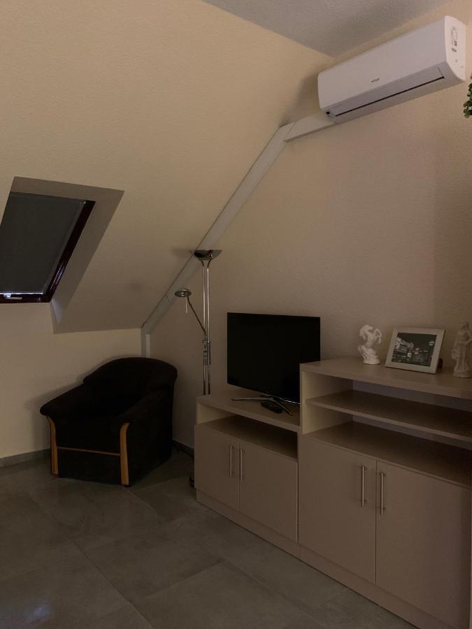 Balaton Kinizsi Apartman Siofok Exterior photo