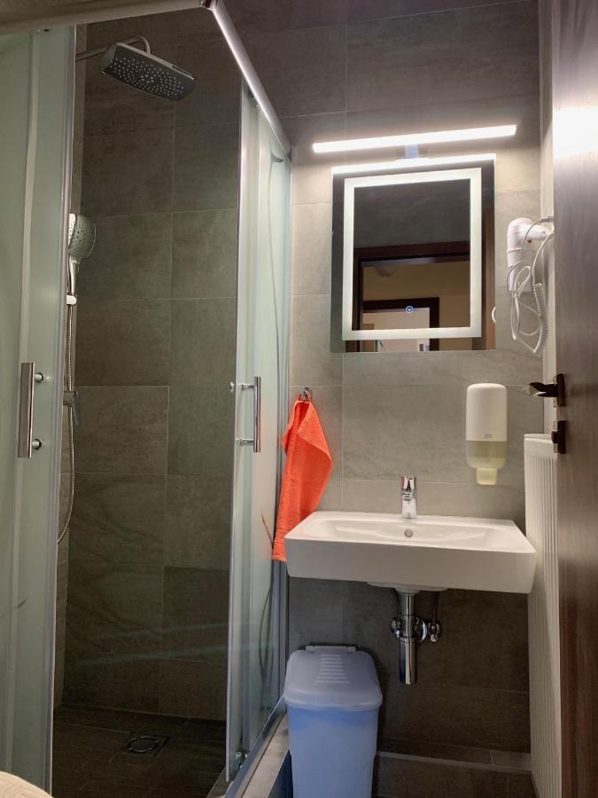 Balaton Kinizsi Apartman Siofok Exterior photo