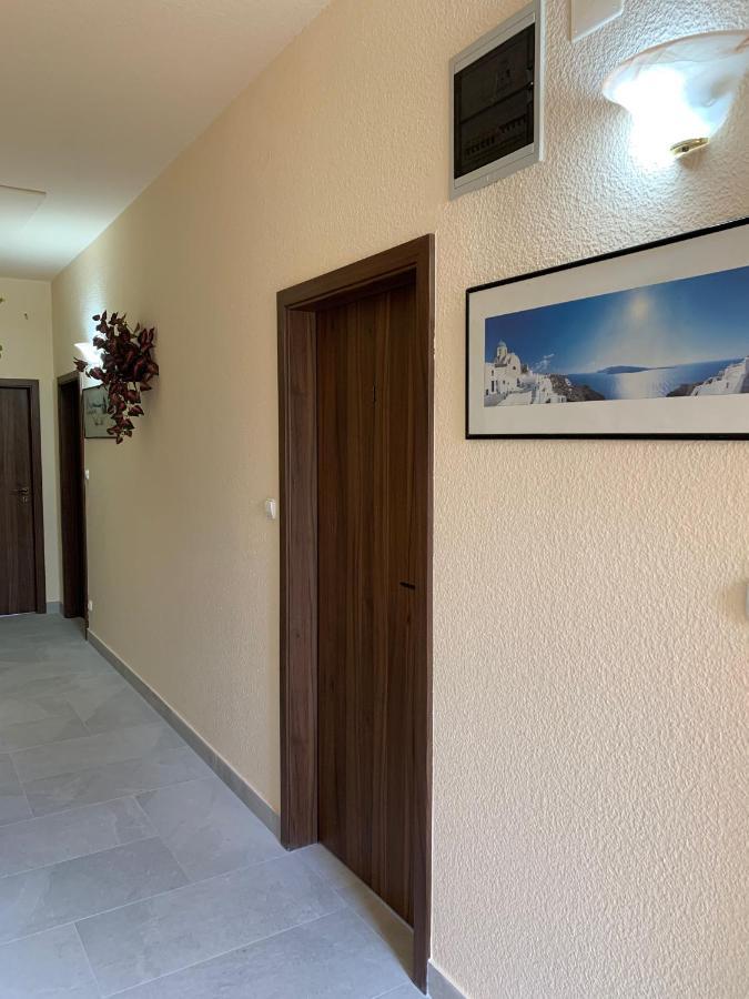 Balaton Kinizsi Apartman Siofok Exterior photo