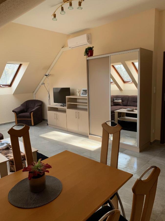 Balaton Kinizsi Apartman Siofok Exterior photo