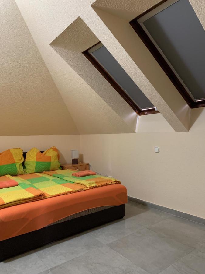 Balaton Kinizsi Apartman Siofok Exterior photo