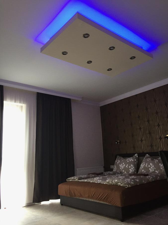 Balaton Kinizsi Apartman Siofok Exterior photo
