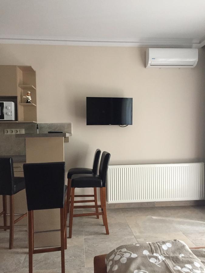 Balaton Kinizsi Apartman Siofok Exterior photo